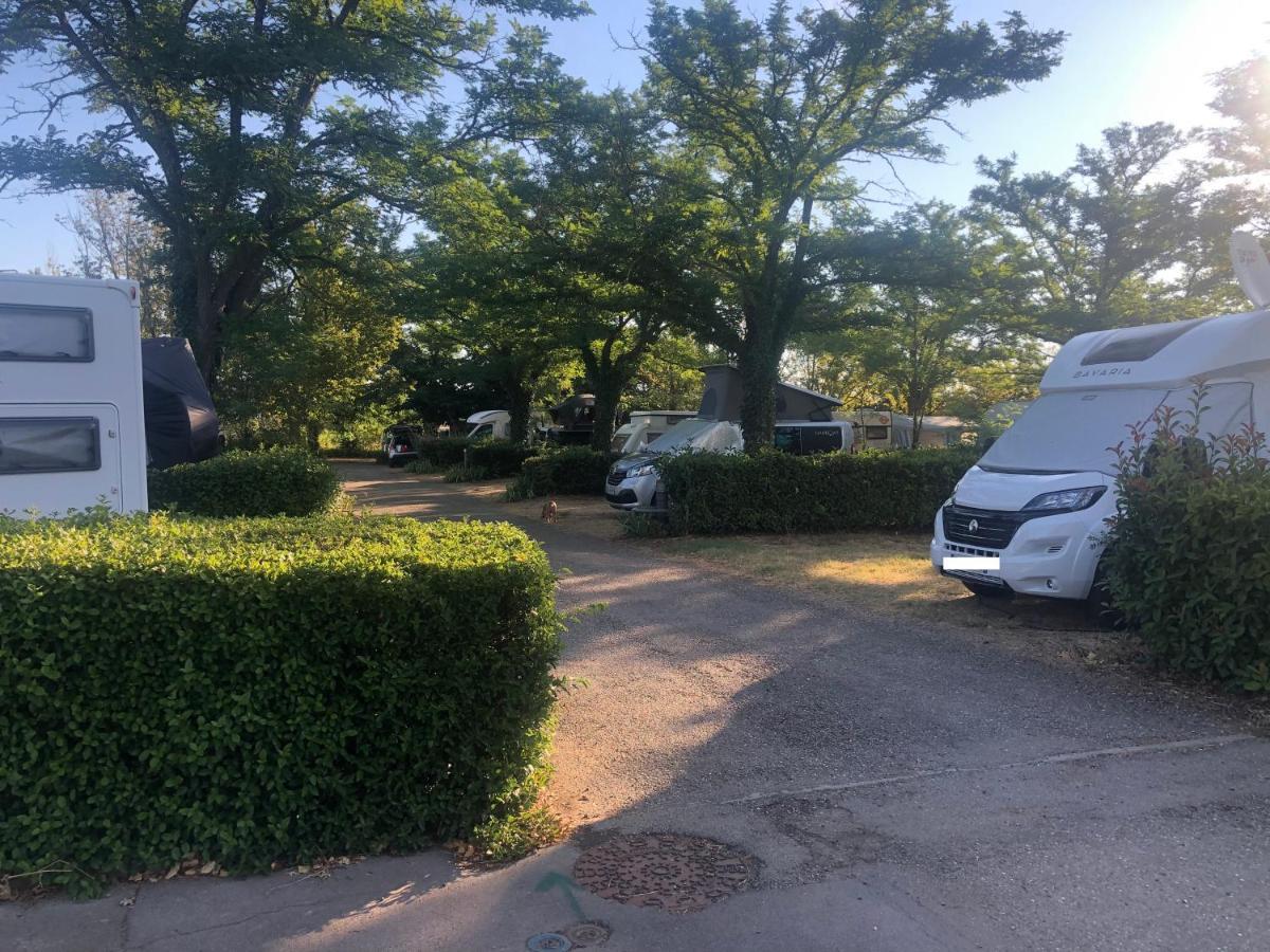 Camping Paradis Family Les Rives De L'Herault Gignac  Eksteriør billede